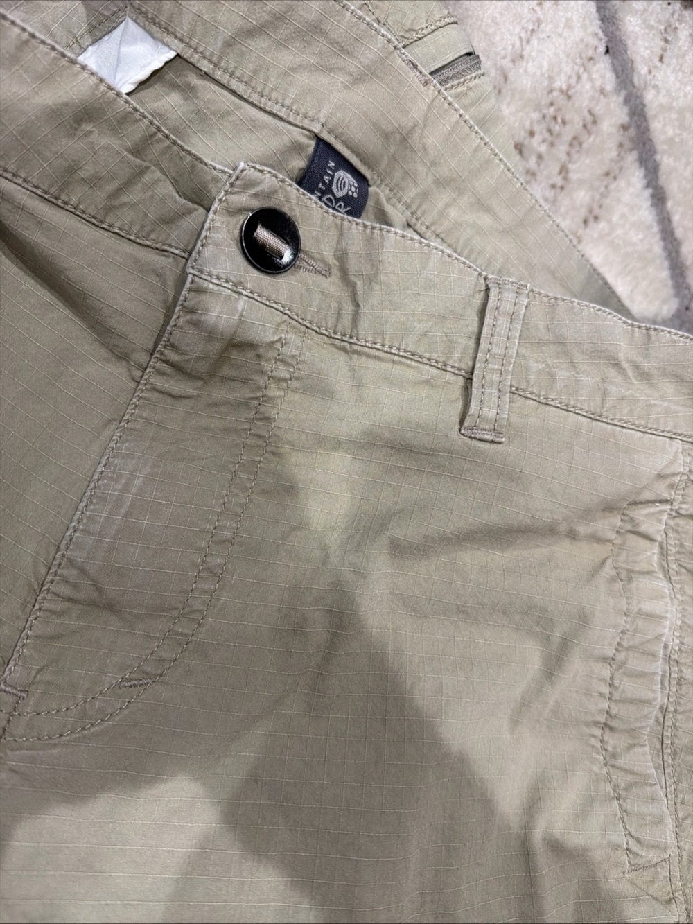 Mountain Hardwear Traxion Shorts Mens Sz 34 Beige Khaki Ripstop Hiking Cargo 9"
